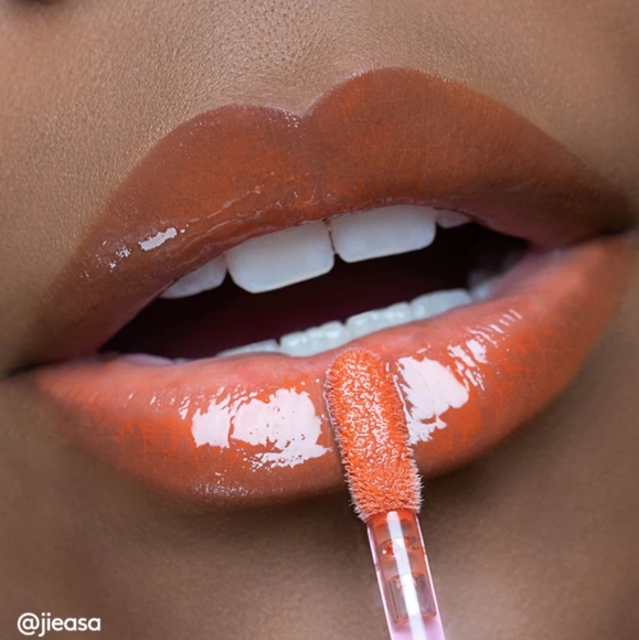 "Gingerbread Cookie" Sweet Treats Lip Oil - Picture 5 of 6